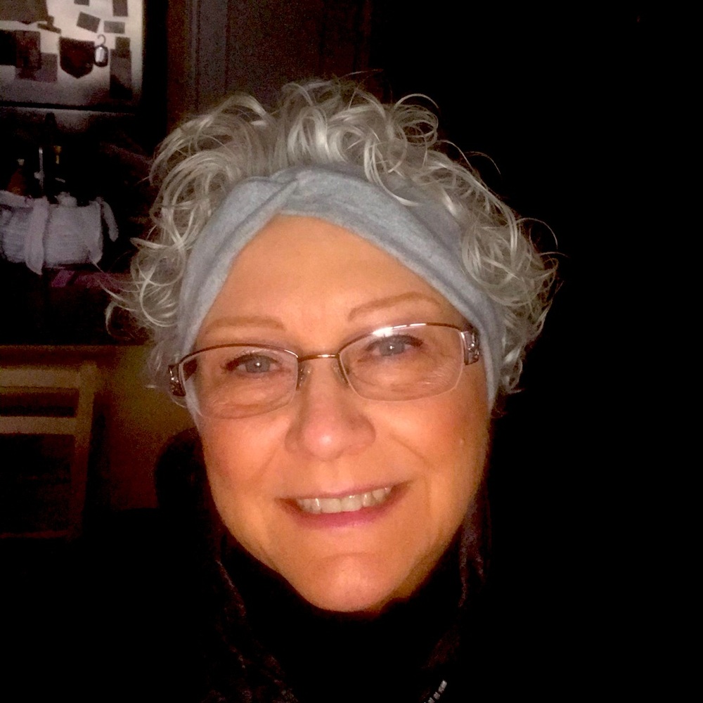 Meet your Posher, Debbie